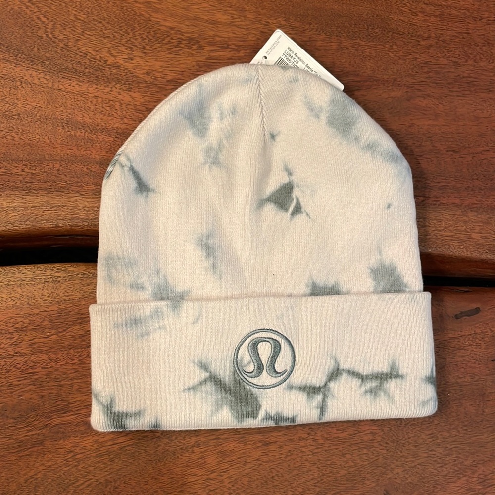 Lululemon Warm Revelation Beanie *Tie Dye